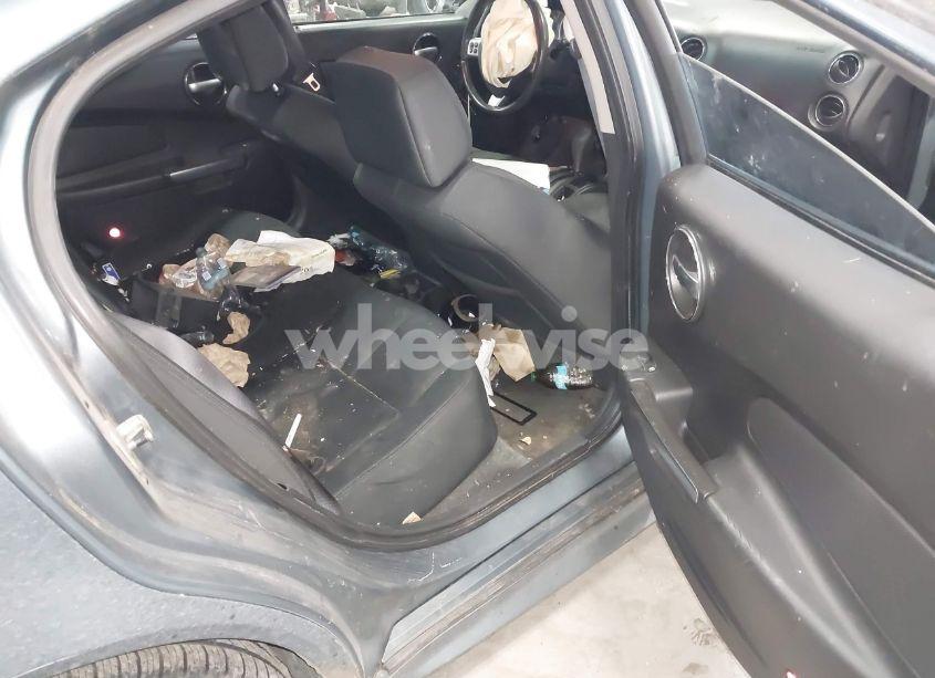 Photo 8 of 2006 Pontiac Grand PRIX (VIN 2G2WP552X61112271)