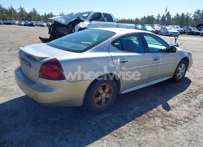 Photo 4 of 2007 Pontiac Grand PRIX (VIN 2G2WP552X71100946)