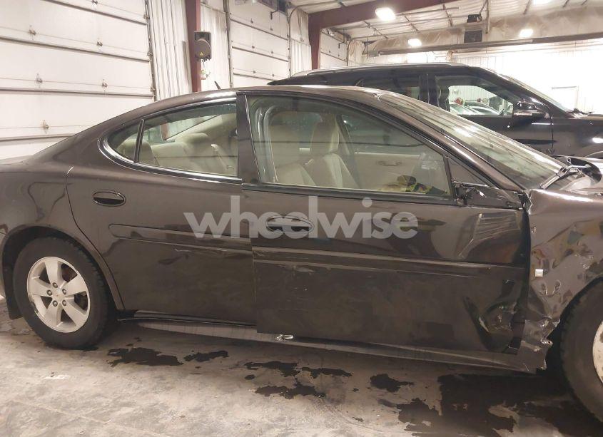 Photo 14 of 2008 Pontiac Grand PRIX (VIN 2G2WP582181125134)
