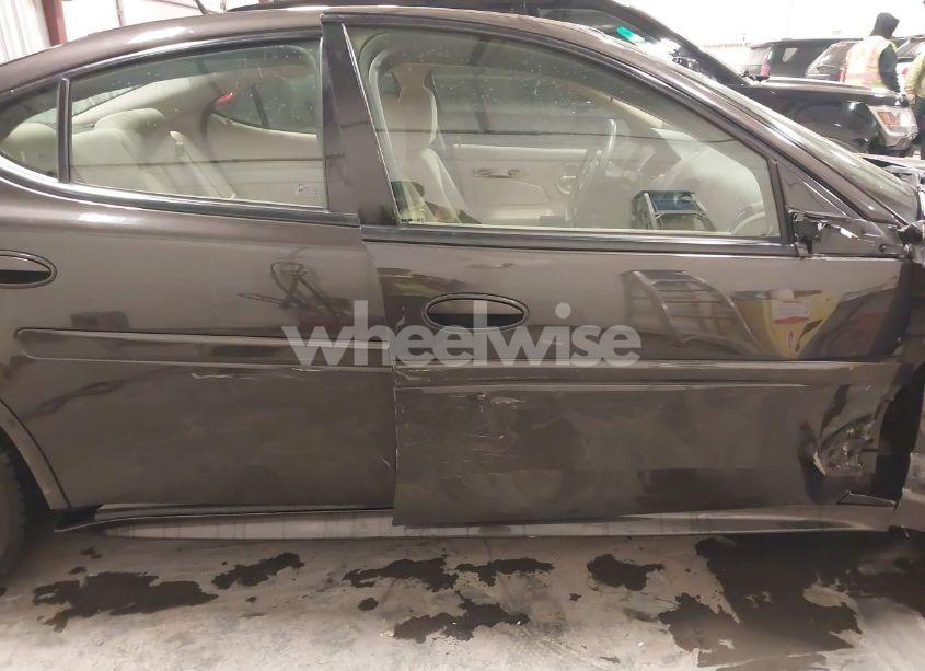 Photo 19 of 2008 Pontiac Grand PRIX (VIN 2G2WP582181125134)