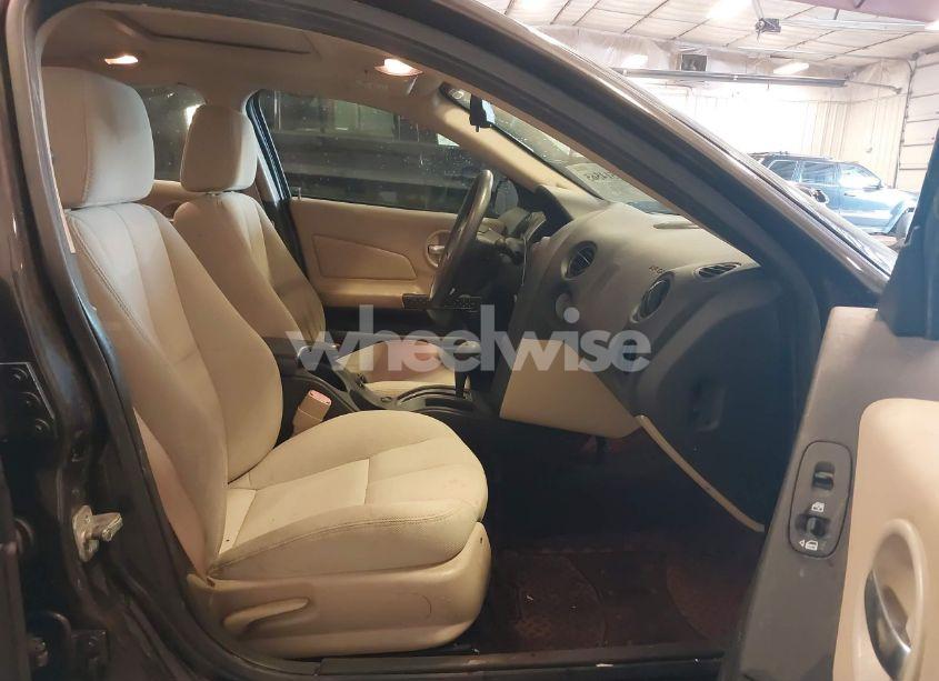 Photo 5 of 2008 Pontiac Grand PRIX (VIN 2G2WP582181125134)