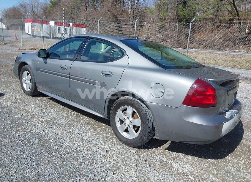 Photo 3 of 2007 Pontiac Grand PRIX (VIN 2G2WP582371182496)