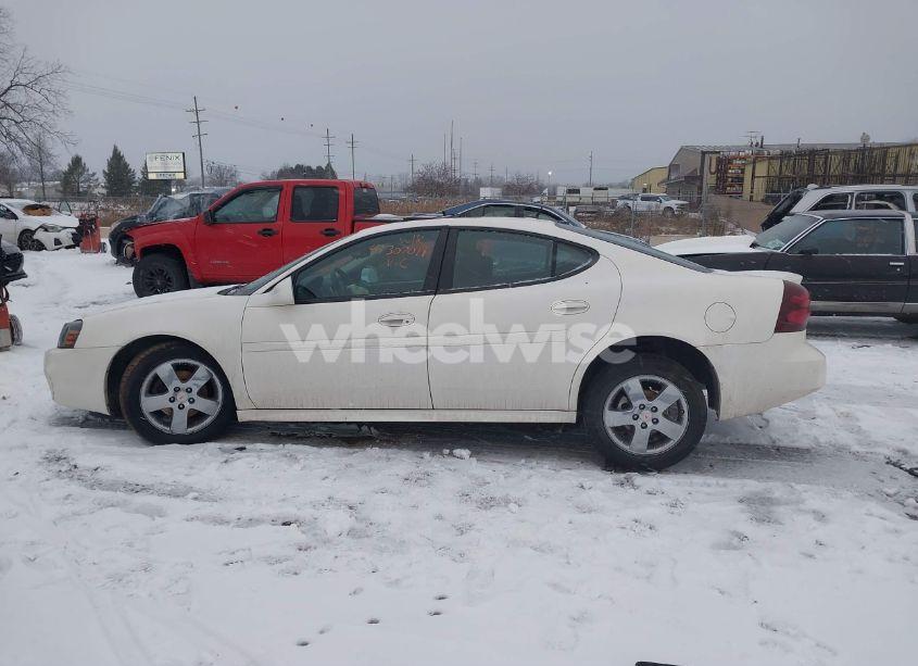 Photo 14 of 2007 Pontiac Grand PRIX (VIN 2G2WP582671170407)