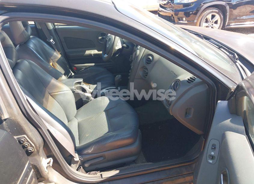 Photo 5 of 2004 Pontiac Grand PRIX GTP (VIN 2G2WR524941200788)