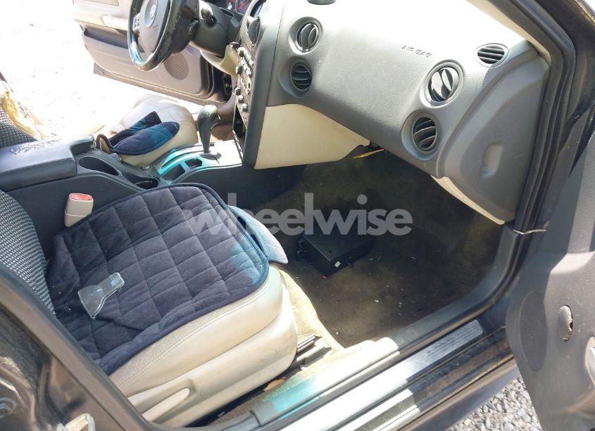 Photo 5 of 2004 Pontiac Grand PRIX GT2 (VIN 2G2WS522141338697)