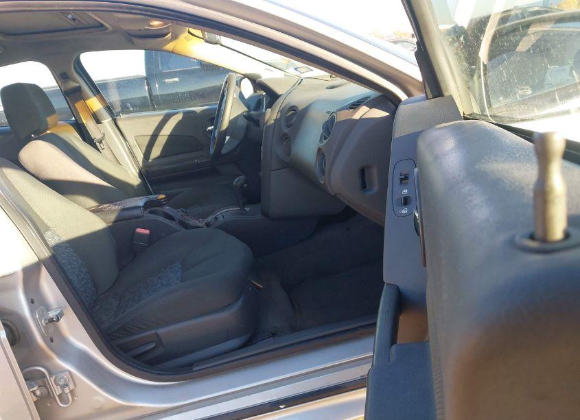 Photo 5 of 2004 Pontiac Grand PRIX GT2 (VIN 2G2WS522241120171)