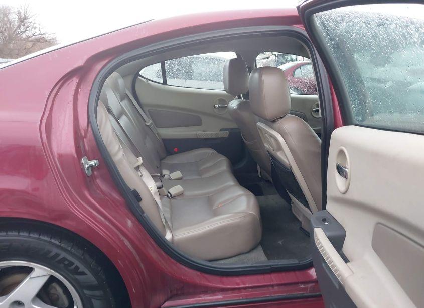 Photo 8 of 2004 Pontiac Grand PRIX GT2 (VIN 2G2WS522341161330)