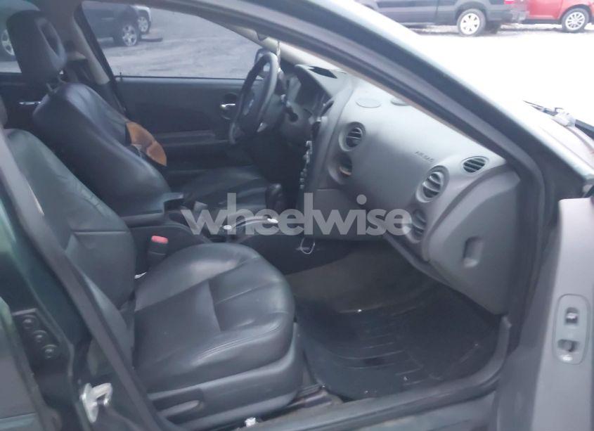 Photo 5 of 2004 Pontiac Grand PRIX GT2 (VIN 2G2WS522441287552)