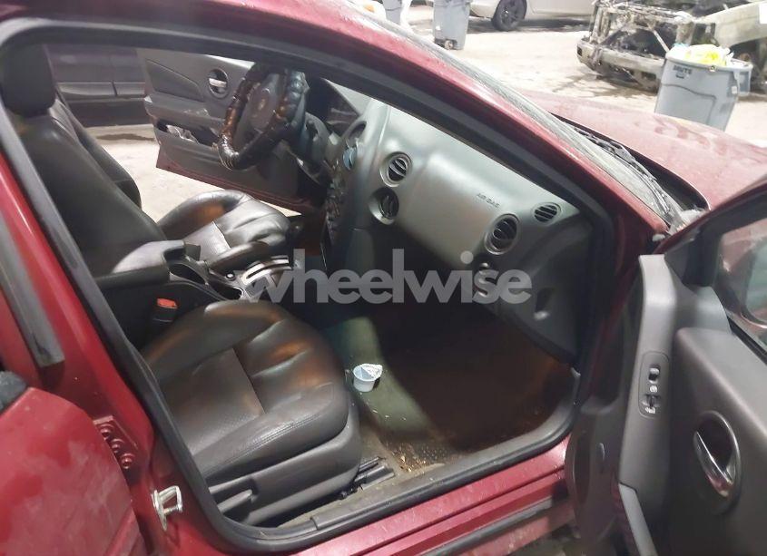 Photo 5 of 2004 Pontiac Grand PRIX GT2 (VIN 2G2WS522441376120)