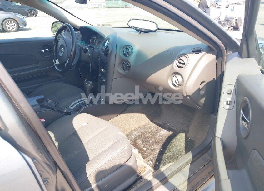 Photo 5 of 2005 Pontiac Grand PRIX GT (VIN 2G2WS522451329073)