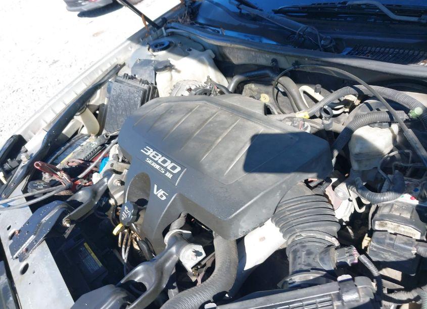 Photo 10 of 2004 Pontiac Grand PRIX GT2 (VIN 2G2WS522641160057)