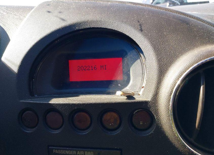 Photo 7 of 2005 Pontiac Grand PRIX GT (VIN 2G2WS522651149576)