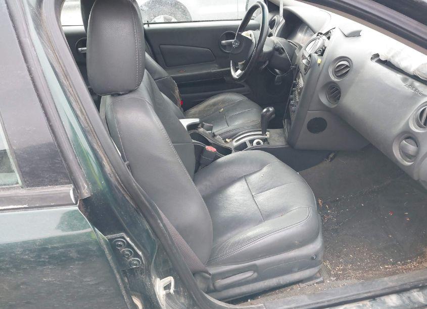 Photo 5 of 2004 Pontiac Grand PRIX GT2 (VIN 2G2WS522841142756)