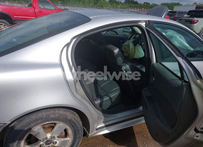 Photo 8 of 2005 Pontiac Grand PRIX GT (VIN 2G2WS522851146114)