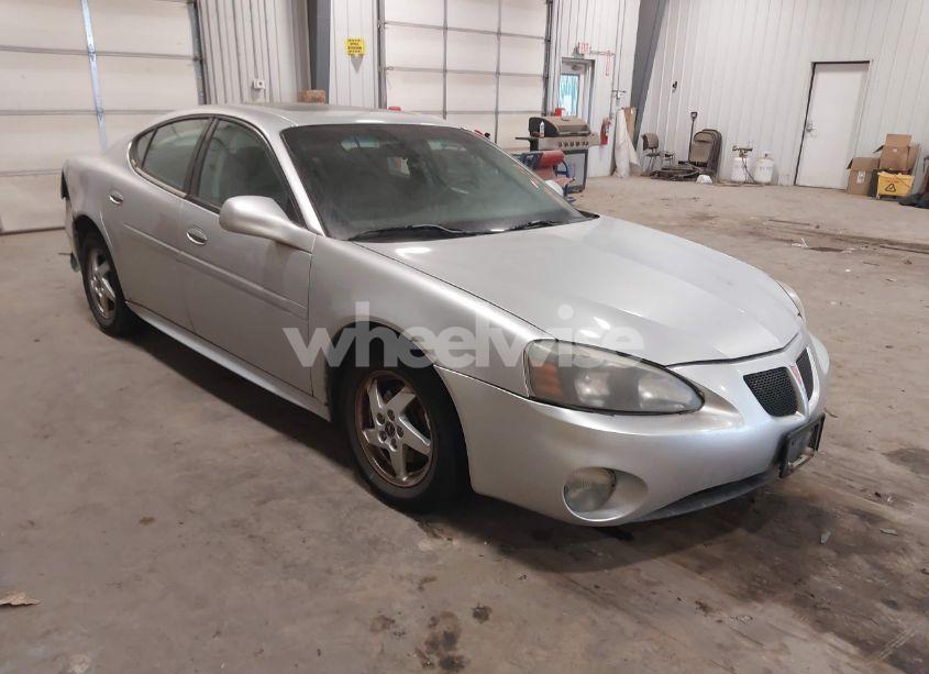 2004 Pontiac Grand PRIX GT2 (VIN 2G2WS522X41234497) main photo