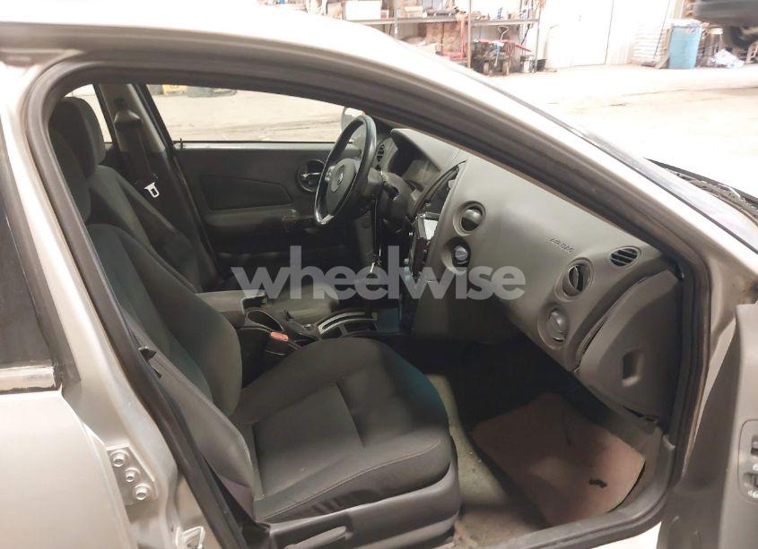 Photo 5 of 2004 Pontiac Grand PRIX GT2 (VIN 2G2WS522X41234497)