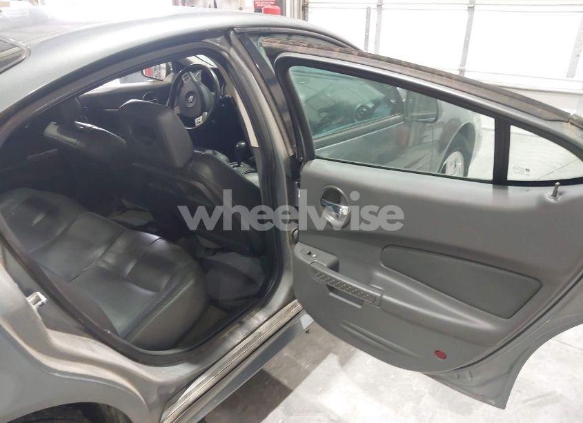 Photo 8 of 2005 Pontiac Grand PRIX GT (VIN 2G2WS542551130952)