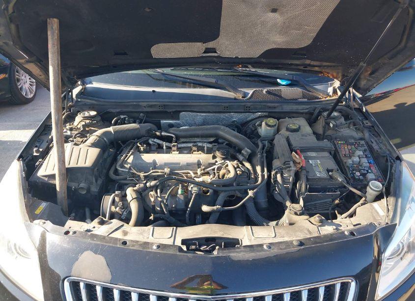 Photo 10 of 2011 Buick Regal CXL TURBO OSHAWA (VIN 2G4G15GV2B9165983)