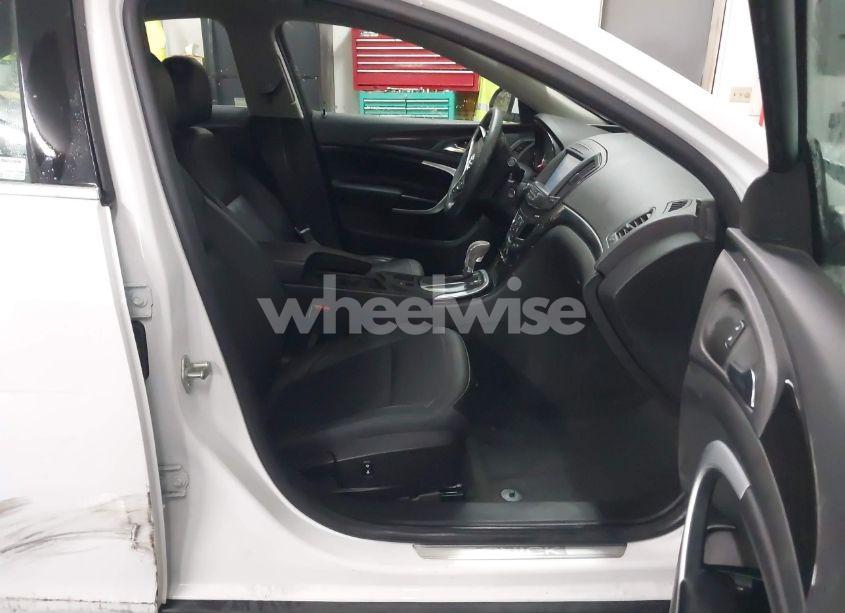 Photo 5 of 2017 Buick Regal 1SV (VIN 2G4GK5EK6H9163734)