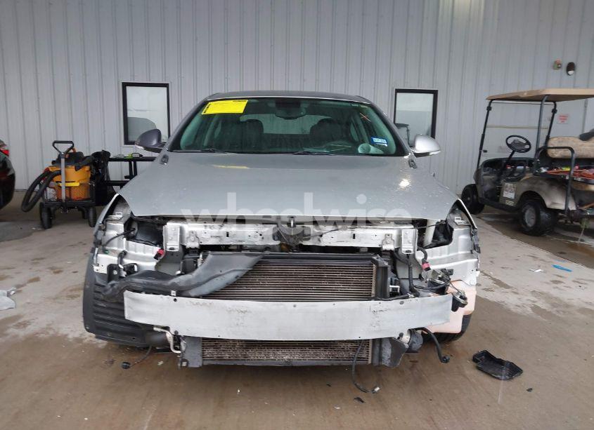 Photo 12 of 2015 Buick Regal TURBO (VIN 2G4GK5EX6F9259839)