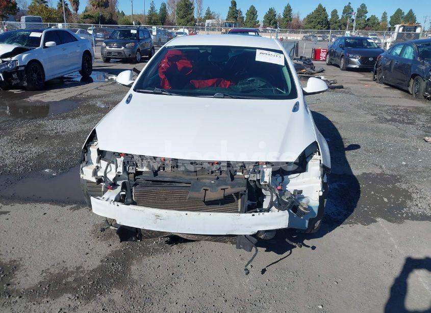 Photo 6 of 2016 Buick Regal TURBO (VIN 2G4GK5EX7G9158178)