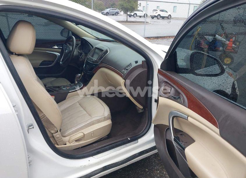 Photo 5 of 2016 Buick Regal TURBO (VIN 2G4GK5EX8G9165012)