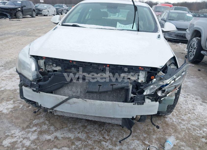 Photo 6 of 2016 Buick Regal TURBO (VIN 2G4GK5EXXG9183205)