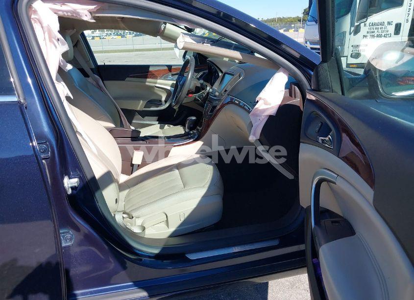 Photo 5 of 2017 Buick Regal TURBO SPORT TOURING (VIN 2G4GL5EX0H9132942)