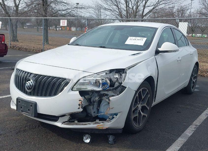 Photo 2 of 2017 Buick Regal TURBO SPORT TOURING (VIN 2G4GL5EX0H9178240)