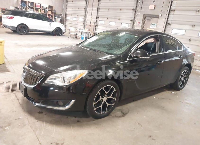 Photo 2 of 2017 Buick Regal TURBO SPORT TOURING (VIN 2G4GL5EX2H9197727)