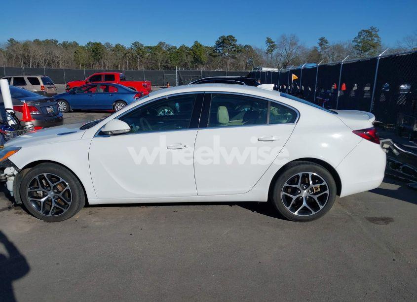 Photo 15 of 2017 Buick Regal TURBO SPORT TOURING (VIN 2G4GL5EX5H9159196)