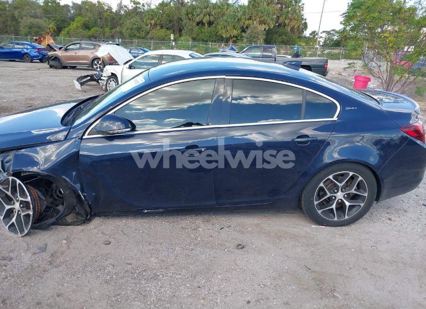 Photo 15 of 2017 Buick Regal TURBO SPORT TOURING (VIN 2G4GL5EX6H9190571)