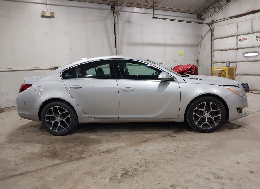 Photo 12 of 2017 Buick Regal TURBO SPORT TOURING (VIN 2G4GL5EX6H9190828)