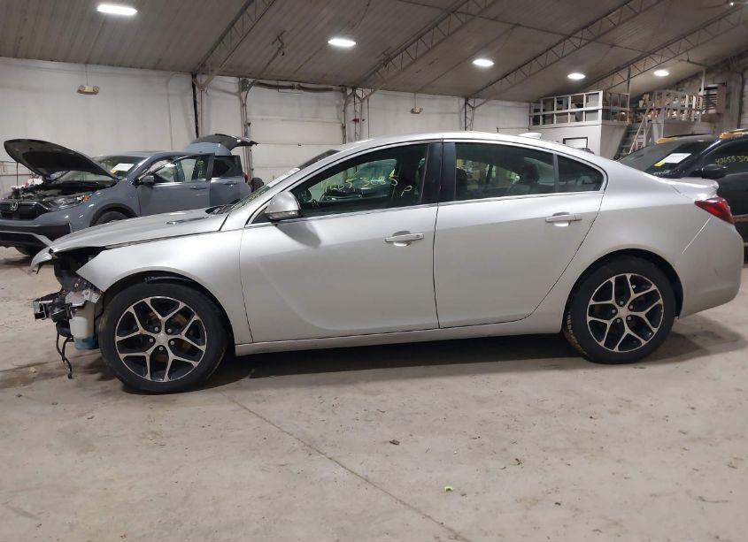 Photo 13 of 2017 Buick Regal TURBO SPORT TOURING (VIN 2G4GL5EX6H9190828)