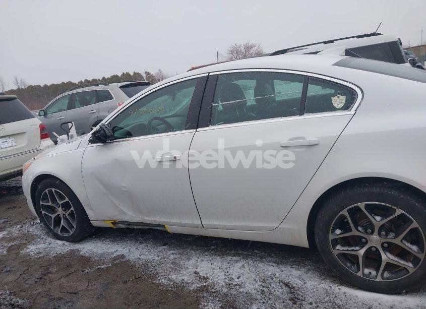 Photo 15 of 2017 Buick Regal TURBO SPORT TOURING (VIN 2G4GL5EX9H9164787)
