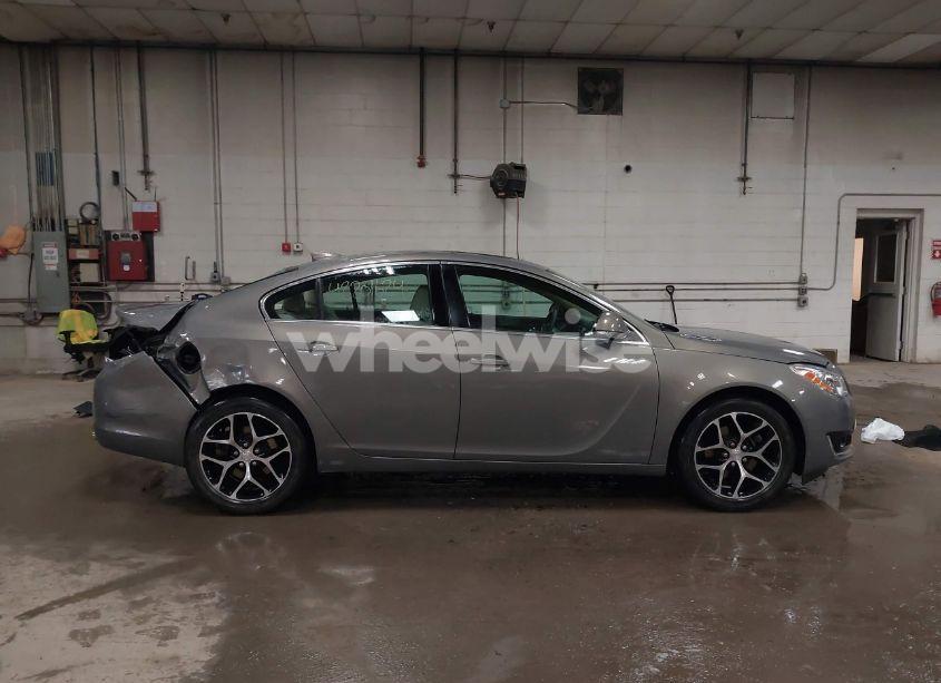 Photo 13 of 2017 Buick Regal TURBO SPORT TOURING (VIN 2G4GL5EX9H9190676)