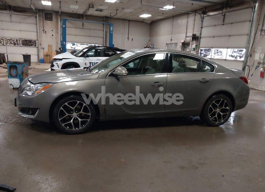 Photo 14 of 2017 Buick Regal TURBO SPORT TOURING (VIN 2G4GL5EX9H9190676)