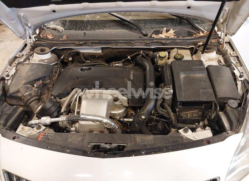 Photo 10 of 2015 Buick Regal TURBO/E-ASSIST PREMIUM I (VIN 2G4GN5EX8F9221746)