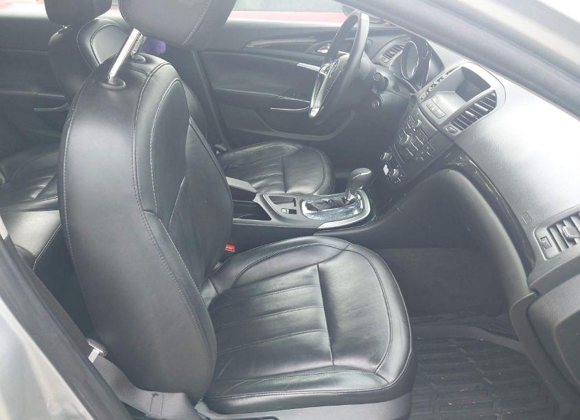 Photo 5 of 2011 Buick Regal CXL OSHAWA (VIN 2G4GP5EC8B9181475)