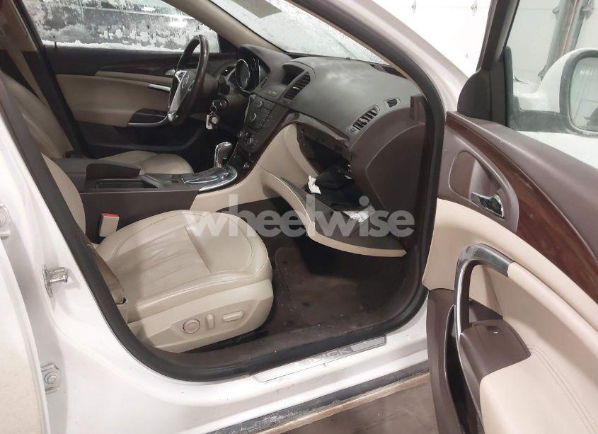 Photo 5 of 2011 Buick Regal CXL OSHAWA (VIN 2G4GR5EC0B9182579)