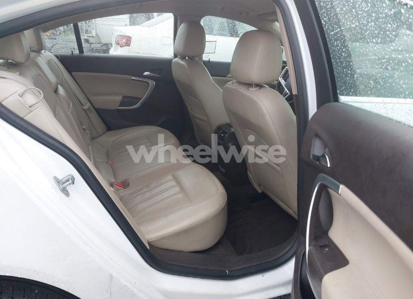 Photo 8 of 2012 Buick Regal (VIN 2G4GR5EK1C9115451)