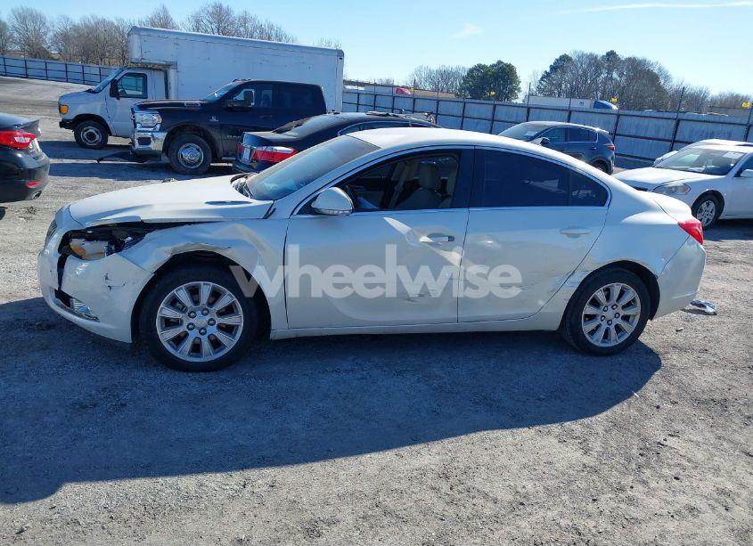Photo 14 of 2012 Buick Regal (VIN 2G4GR5ER0C9213853)