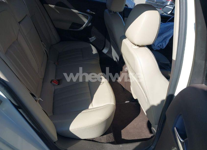 Photo 8 of 2012 Buick Regal (VIN 2G4GR5ER0C9213853)