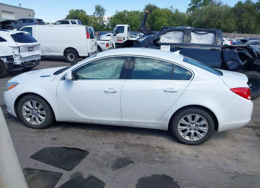 Photo 14 of 2012 Buick Regal (VIN 2G4GR5ER3C9149243)