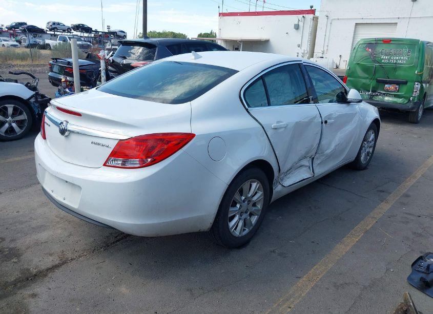 Photo 4 of 2012 Buick Regal (VIN 2G4GR5ER3C9149243)
