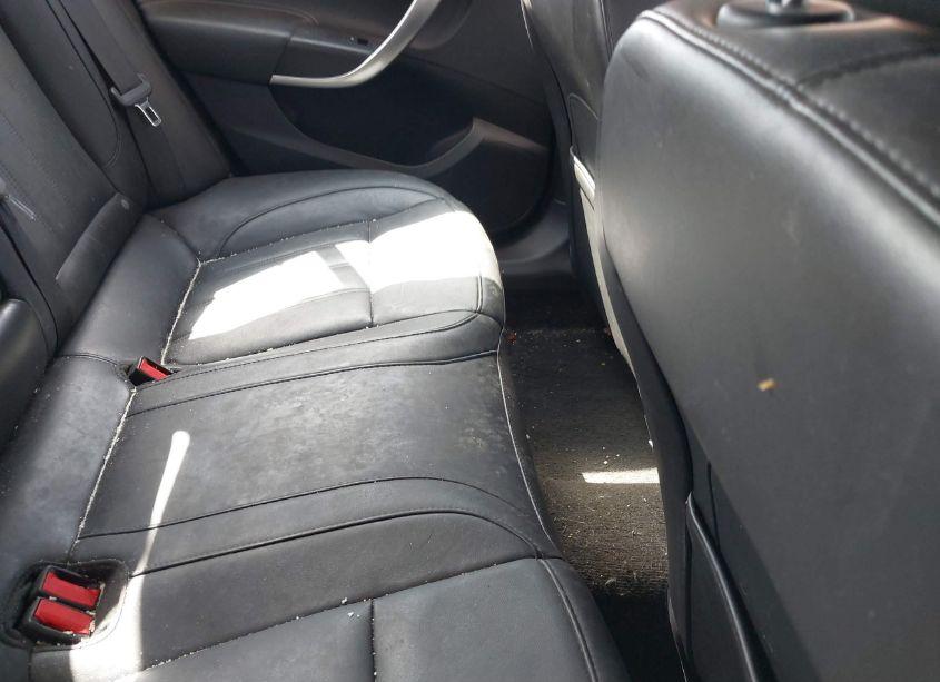 Photo 8 of 2012 Buick Regal (VIN 2G4GR5ER3C9149243)