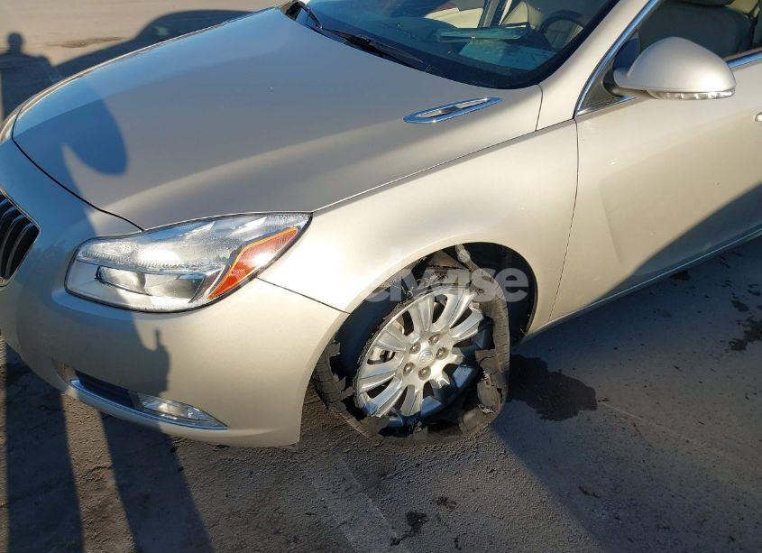 Photo 6 of 2013 Buick Regal (VIN 2G4GR5ER6D9236068)