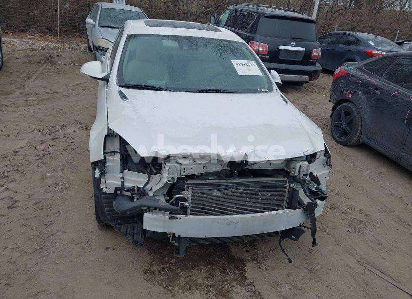 Photo 6 of 2017 Buick Regal TURBO PREMIUM II (VIN 2G4GR5GX6H9116952)