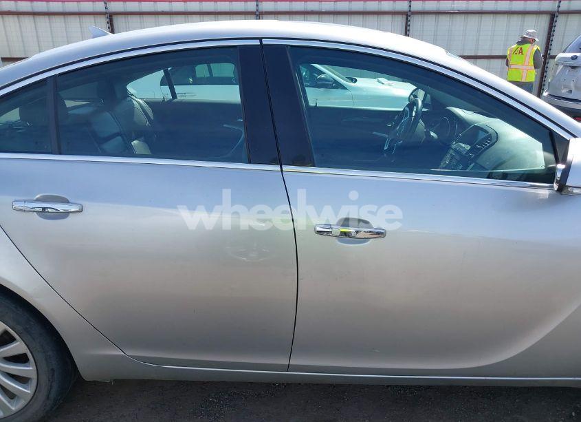 Photo 13 of 2012 Buick Regal PREMIUM 1 (VIN 2G4GS5EK1C9206031)