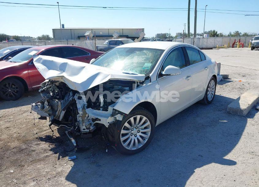 Photo 2 of 2012 Buick Regal PREMIUM 1 (VIN 2G4GS5EK5C9154984)